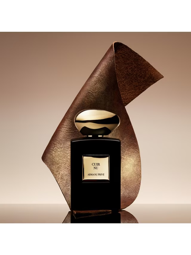 OUD ROYAL Eau de Parfum, visuel supplémentaire de la fiche produit.